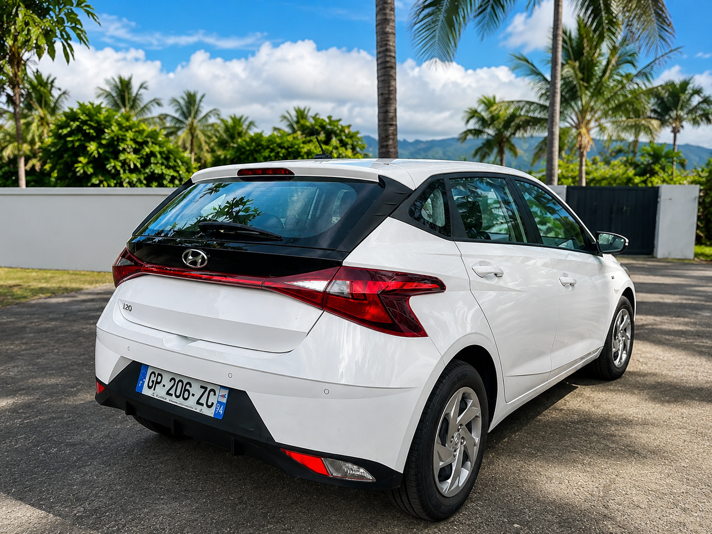 HYUNDAI  I20  - photo 2